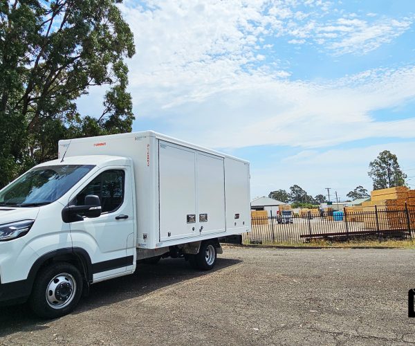 Lightweight Bodies .au - Pantech 6 Pallet Service Body