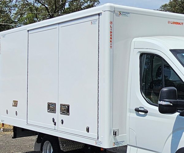 Lightweight Bodies .au - Pantech 6 Pallet Service Body 1.111