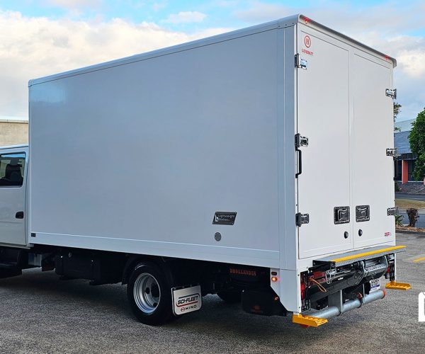 Lightweight-Bodies.au-Hino-Dual-Cab-300-616 1.3