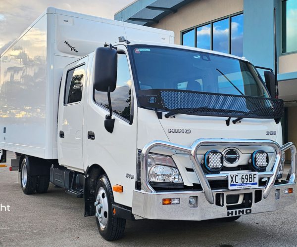 Lightweight-Bodies.au-Hino-Dual-Cab-300-616 1.8