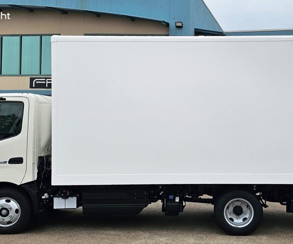 Lightweight Bodies.au - Pantech 4300L 2200W 2100H - 1.3