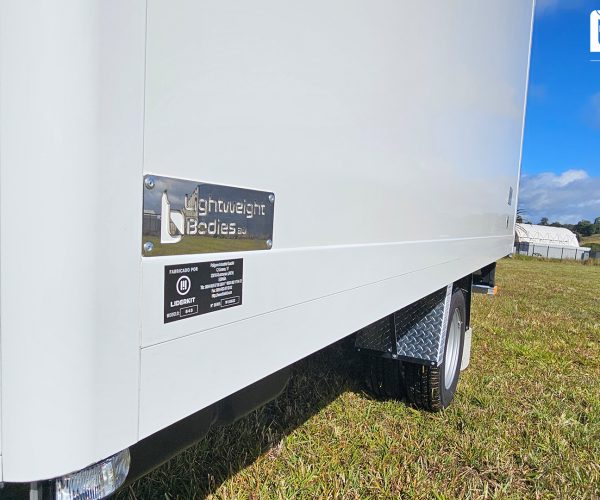 Lightweight Bodies.au - Super-Light Pantech 4300 1.7