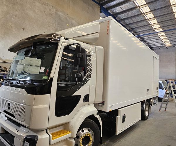 lightweight-bodies.au-sydney-1025