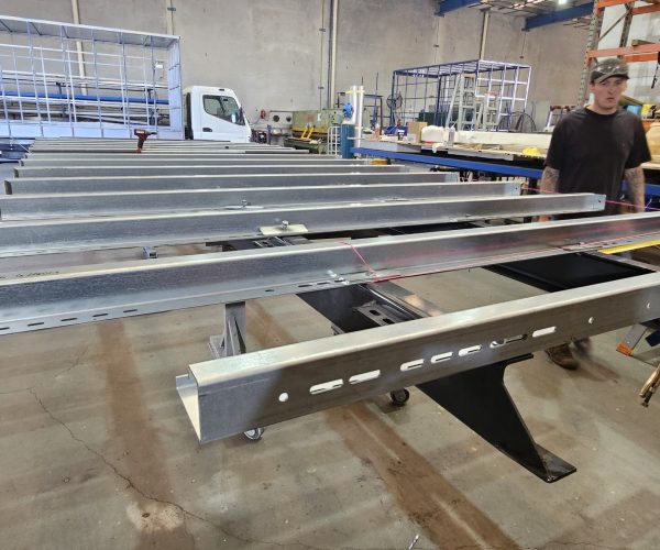 lightweight-bodies.au-sydney-1037